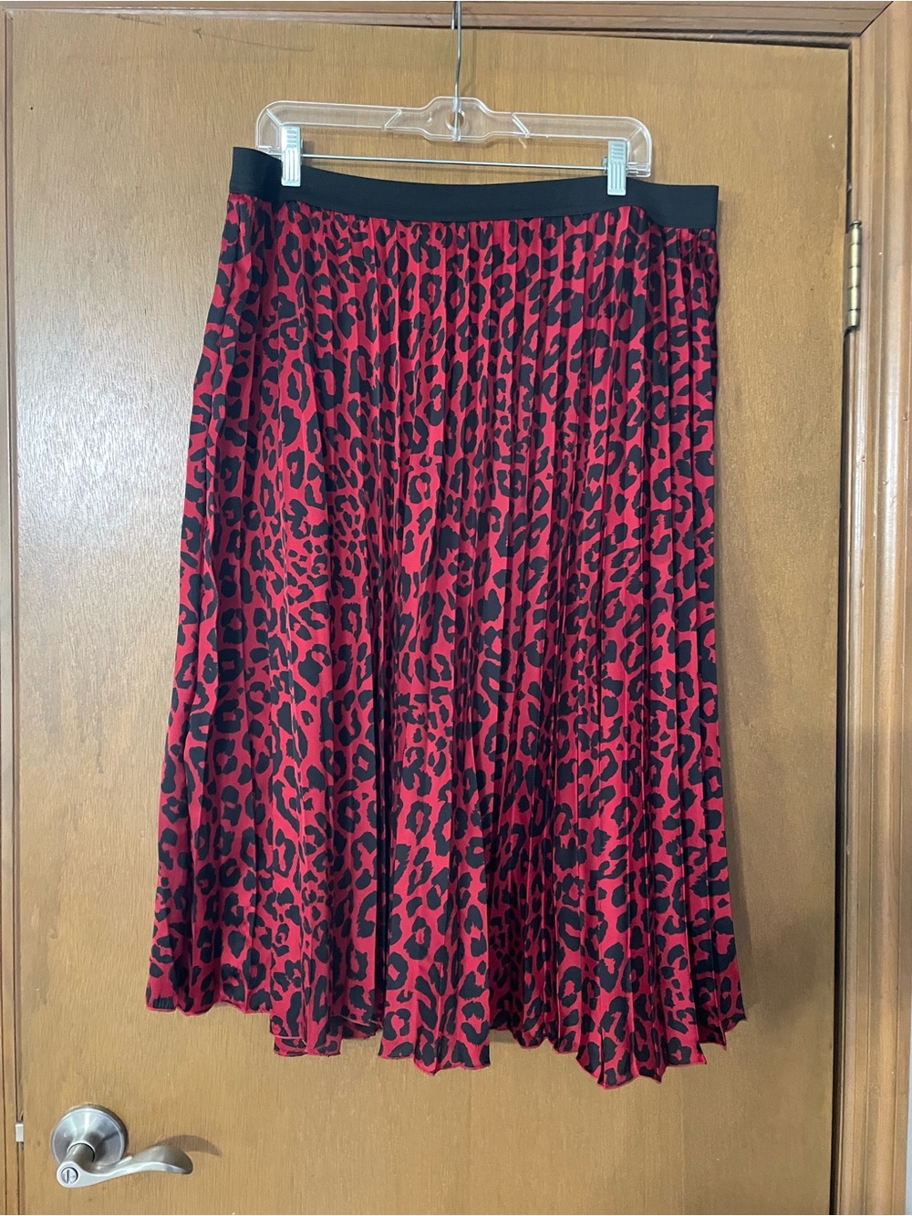 Worthington Red and Black Leopard Print Pleated Midi Skirt